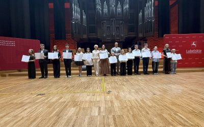 Zuza i Katarzyna stypendystkami Marszałka